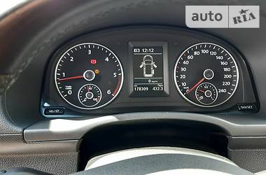 Вантажопасажирський фургон Volkswagen Caddy 2015 в 