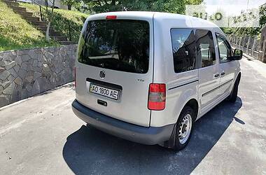 Седан Volkswagen Caddy 2010 в Тячеве