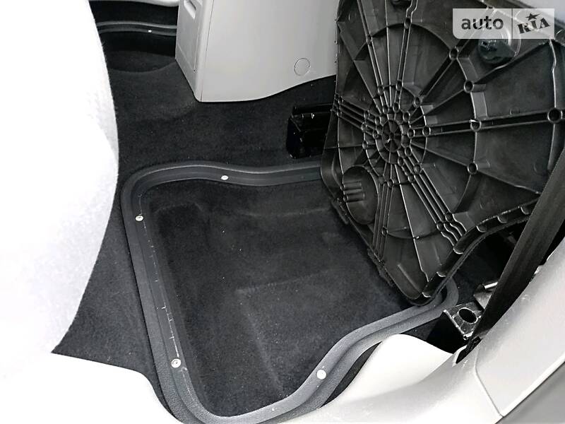 Мінівен Volkswagen Caddy 2008 в Дрогобичі