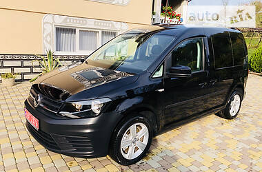 Минивэн Volkswagen Caddy 2016 в Иршаве