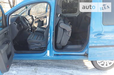 Минивэн Volkswagen Caddy 2011 в Хусте