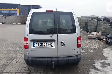 Грузовой фургон Volkswagen Caddy 2011 в Киеве