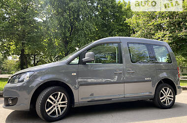 Универсал Volkswagen Caddy 2013 в Киеве