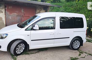 Мінівен Volkswagen Caddy 2010 в 