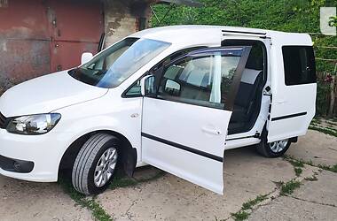 Мінівен Volkswagen Caddy 2010 в 
