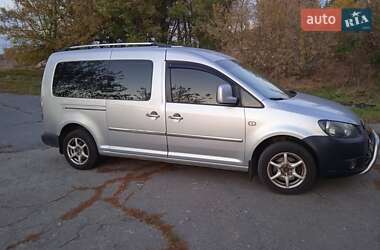 Минивэн Volkswagen Caddy 2013 в 