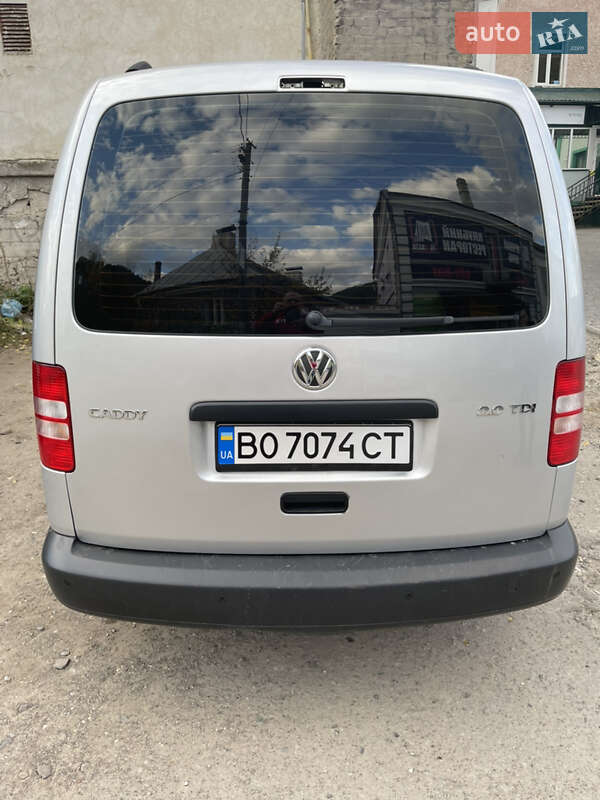 Мінівен Volkswagen Caddy 2013 в Збаражі