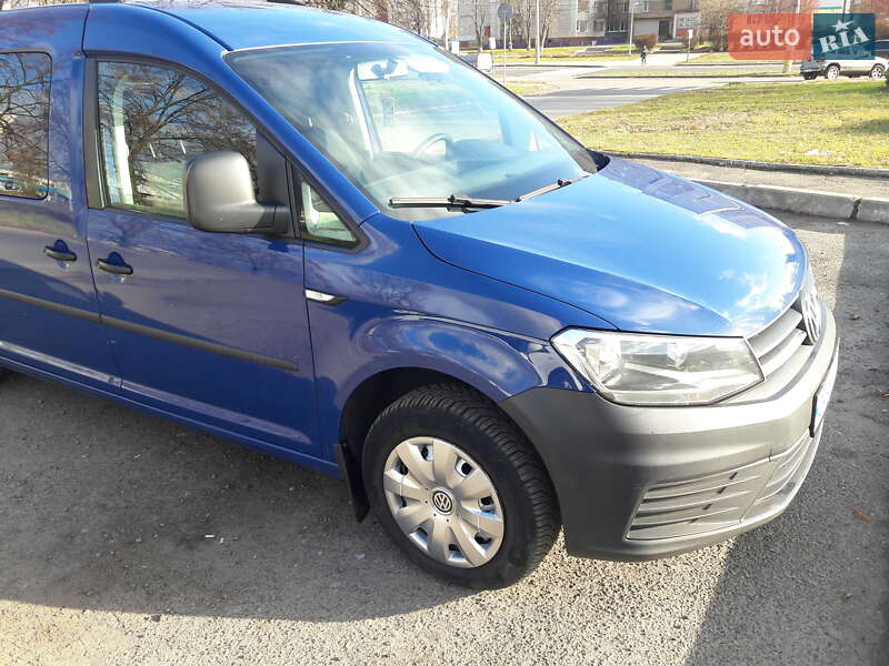 Мінівен Volkswagen Caddy 2015 в Черкасах