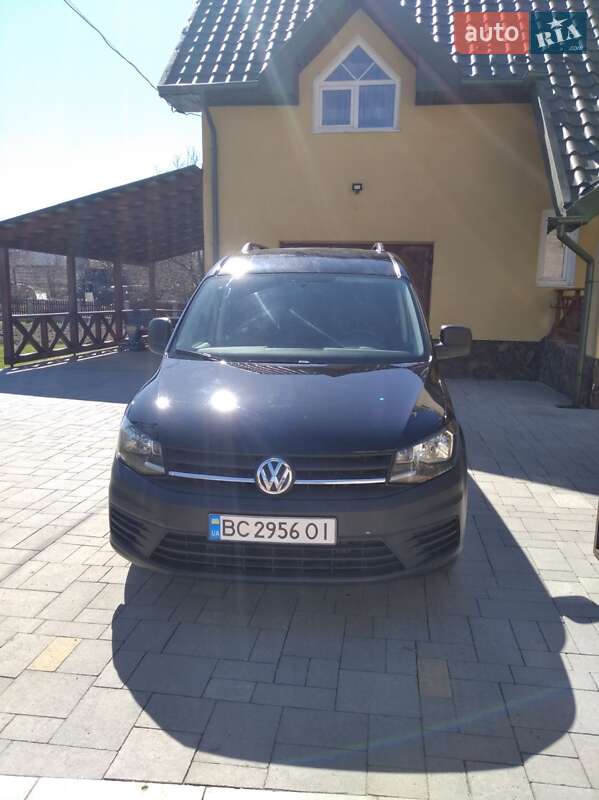 Пикап Volkswagen Caddy 2016 в Львове