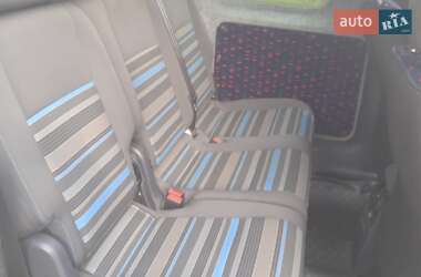 Минивэн Volkswagen Caddy 2013 в 