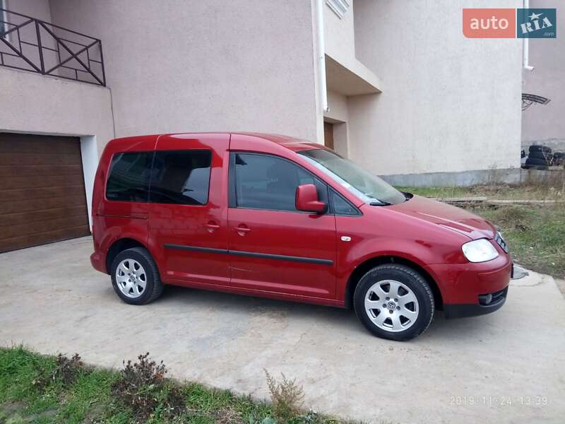 Минивэн Volkswagen Caddy 2010 в Одессе