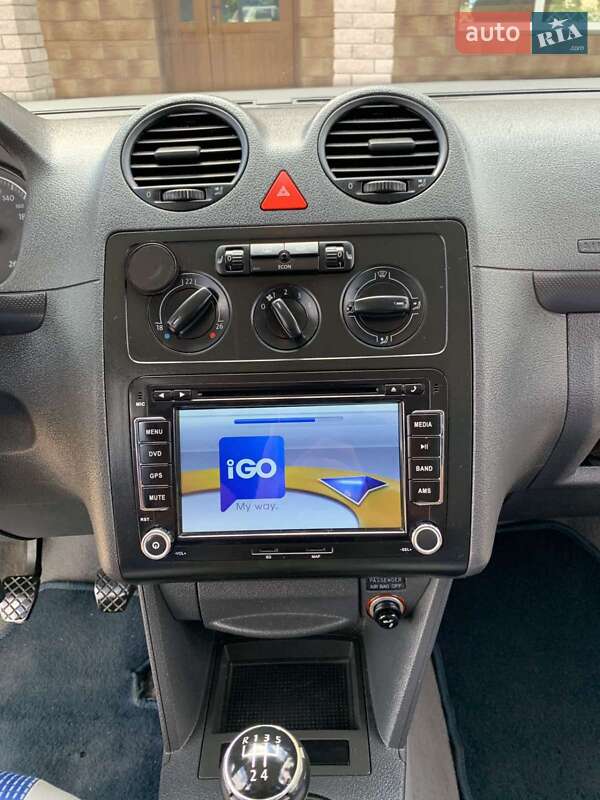 Мінівен Volkswagen Caddy 2005 в Новоархангельську