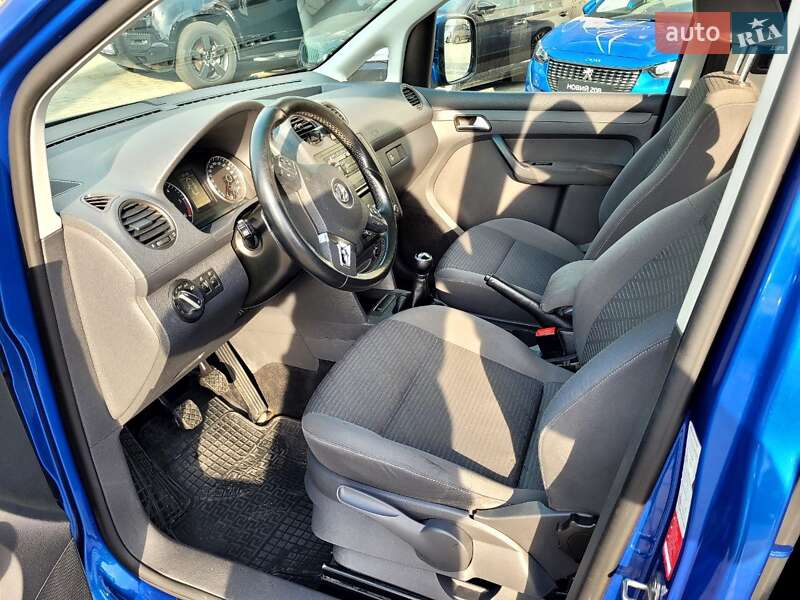 Универсал Volkswagen Caddy 2011 в Львове