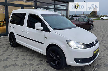 Мінівен Volkswagen Caddy 2015 в Мукачевому