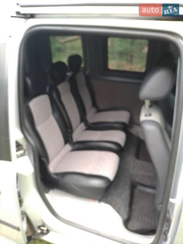 Универсал Volkswagen Caddy 2013 в Прилуках