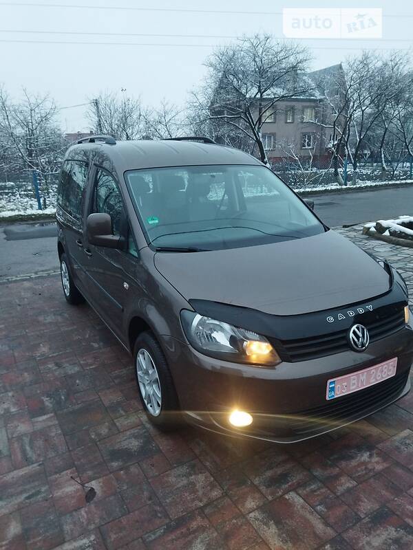 Универсал Volkswagen Caddy 2012 в Дубно