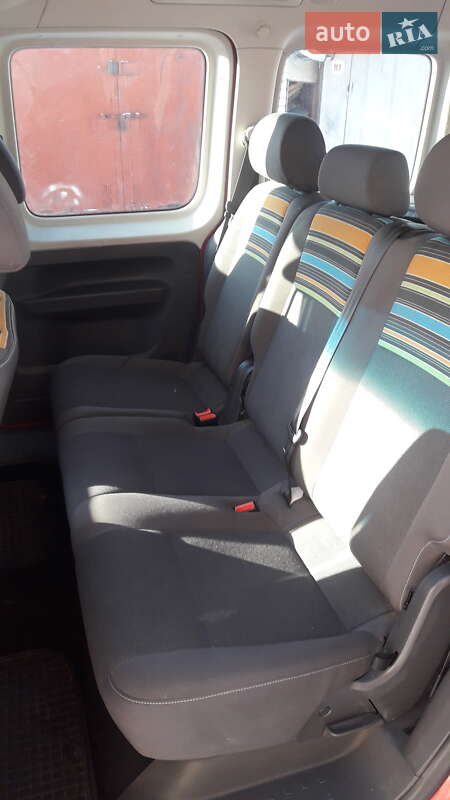 Минивэн Volkswagen Caddy 2013 в Луцке