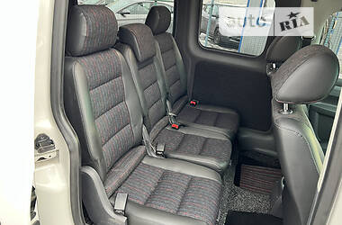 Минивэн Volkswagen Caddy 2011 в Киеве