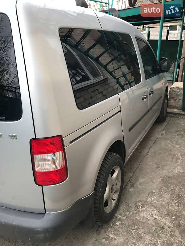 Мінівен Volkswagen Caddy 2006 в Запоріжжі