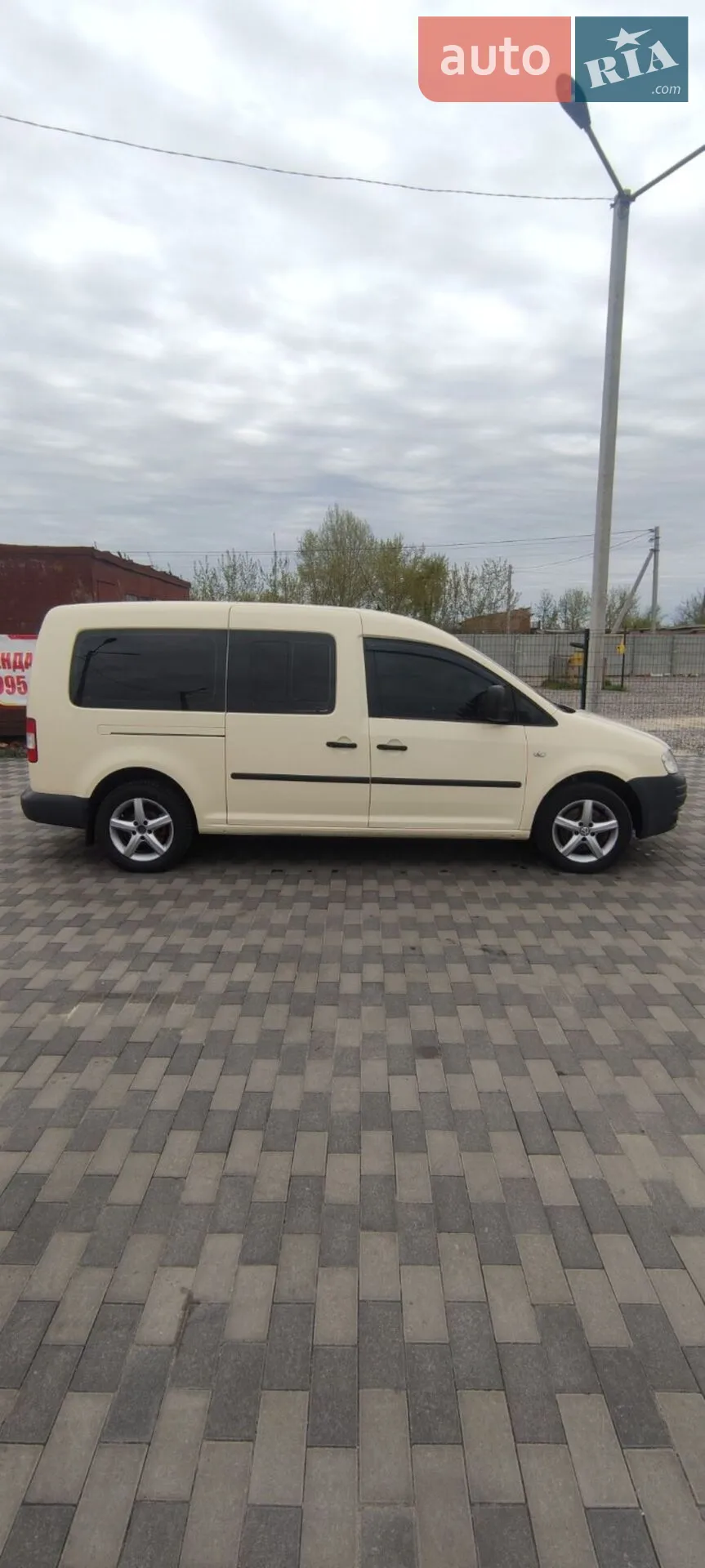 2010 Volkswagen Caddy - фото 1