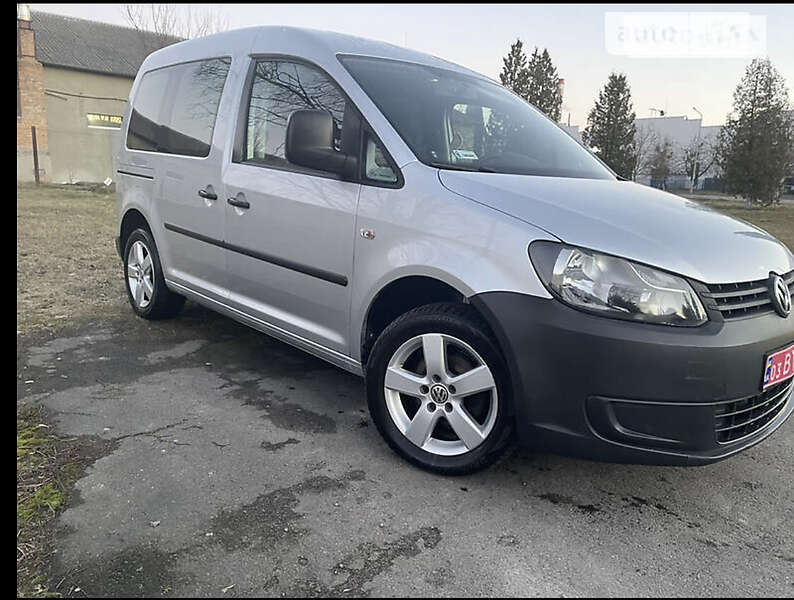 Минивэн Volkswagen Caddy 2011 в Владимир-Волынском