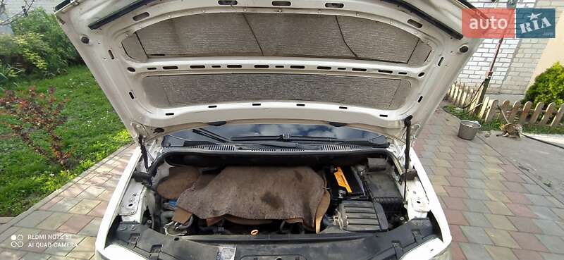 Минивэн Volkswagen Caddy 2005 в Запорожье
