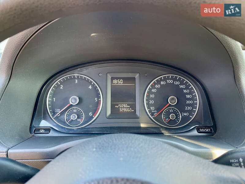 Минивэн Volkswagen Caddy 2011 в Львове