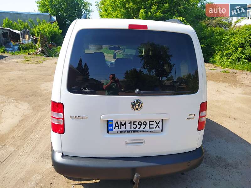 Минивэн Volkswagen Caddy 2012 в Овруче