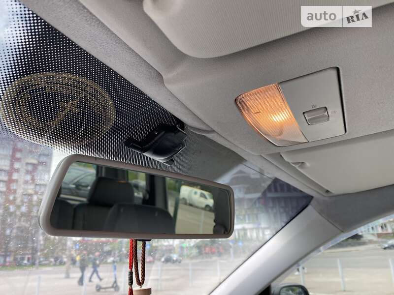 Минивэн Volkswagen Caddy 2010 в Ровно
