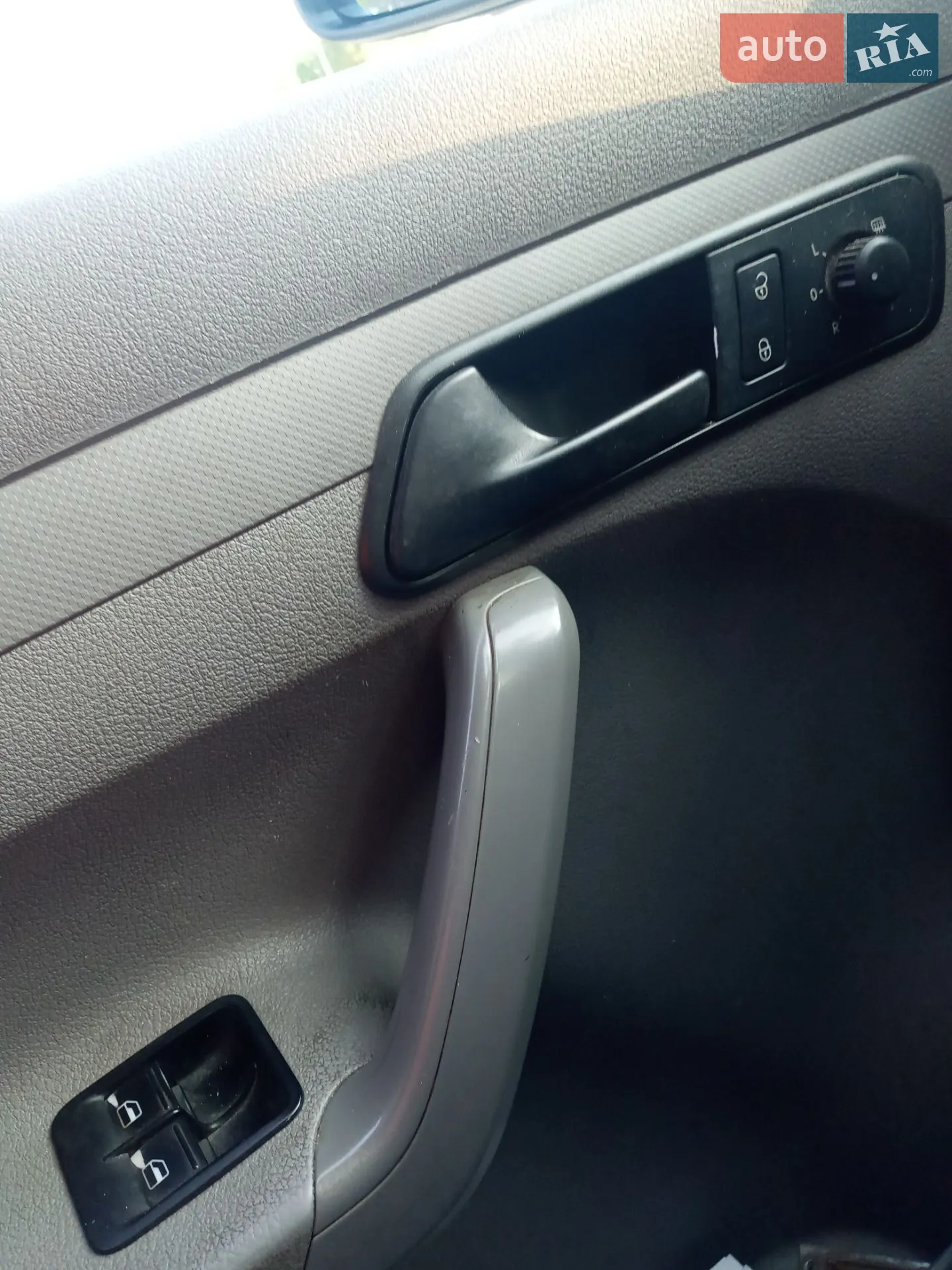 2010 Volkswagen Caddy - мініатюра 2