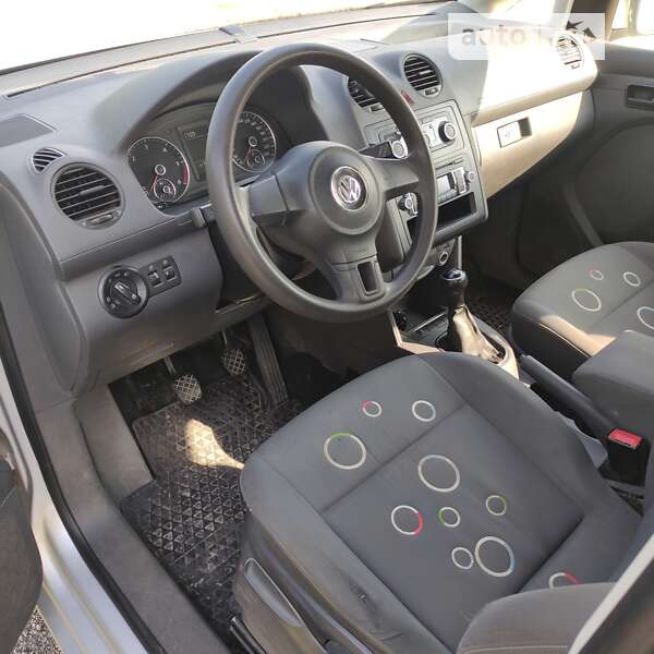 Минивэн Volkswagen Caddy 2011 в Березному фото 7 Минивэн Volkswagen Caddy 2011 в Березному