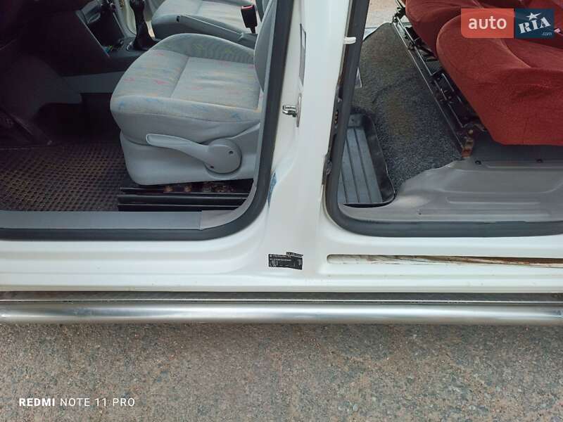 Минивэн Volkswagen Caddy 2009 в Голованевске фото 53 Минивэн Volkswagen Caddy 2009 в Голованевске