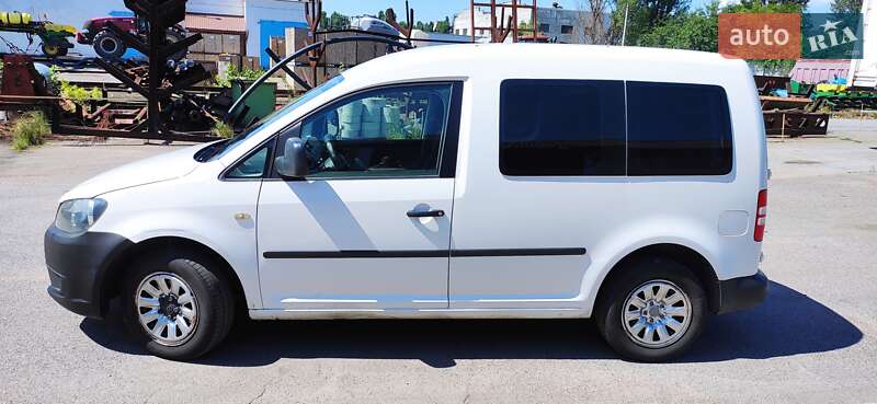 Мінівен Volkswagen Caddy 2012 в Черкасах