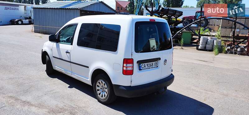Мінівен Volkswagen Caddy 2012 в Черкасах