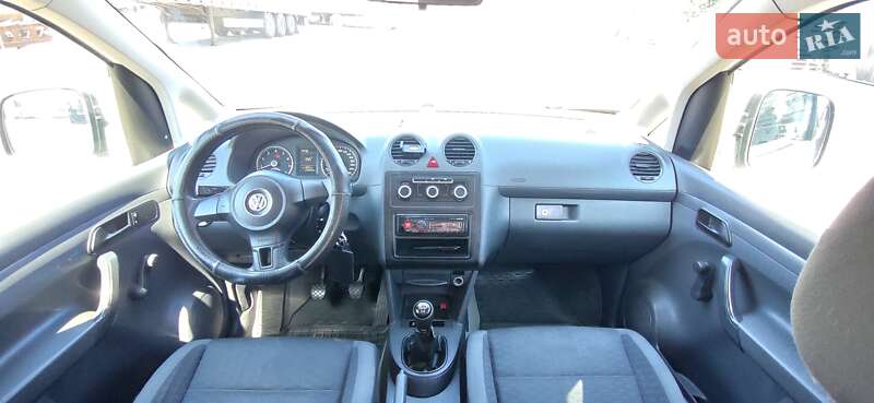 Мінівен Volkswagen Caddy 2012 в Черкасах