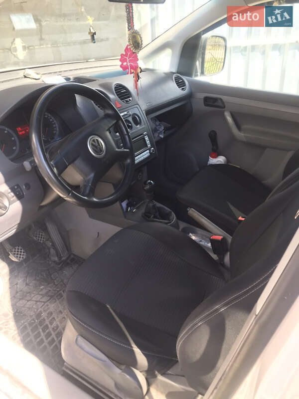 Мінівен Volkswagen Caddy 2005 в Теофіполі