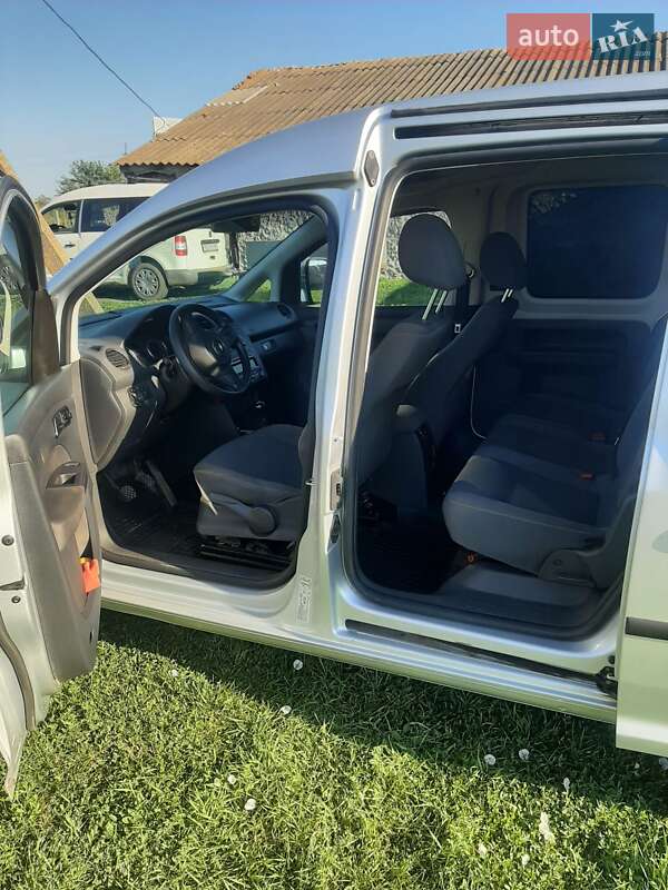 Минивэн Volkswagen Caddy 2015 в Баштанке