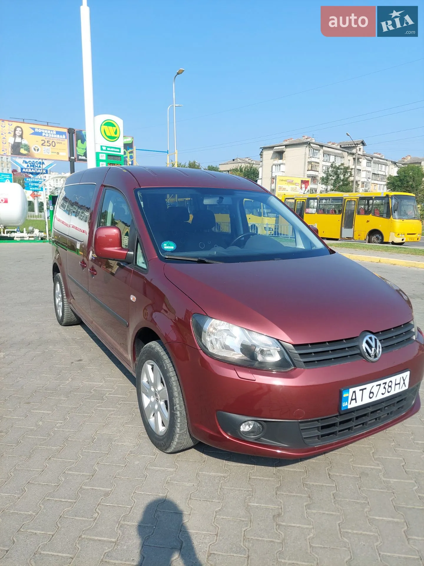 2011 Volkswagen Caddy - фото 1