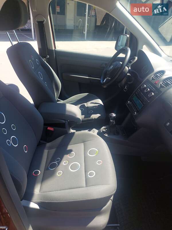Минивэн Volkswagen Caddy 2011 в Ивано-Франковске фото 22 Минивэн Volkswagen Caddy 2011 в Ивано-Франковске