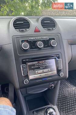 Минивэн Volkswagen Caddy 2012 в 