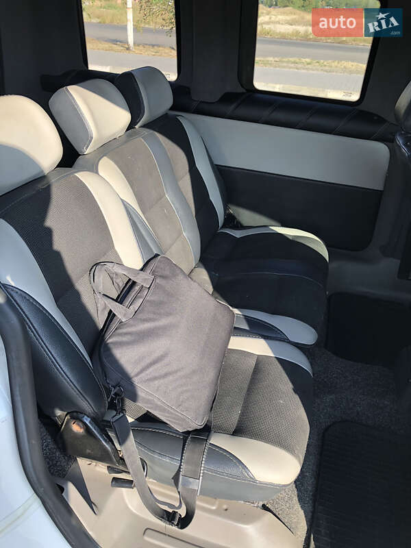 Минивэн Volkswagen Caddy 2011 в Запорожье