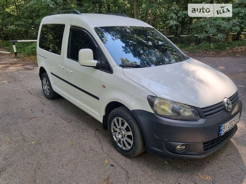 Мінівен Volkswagen Caddy 2011 в Полтаві