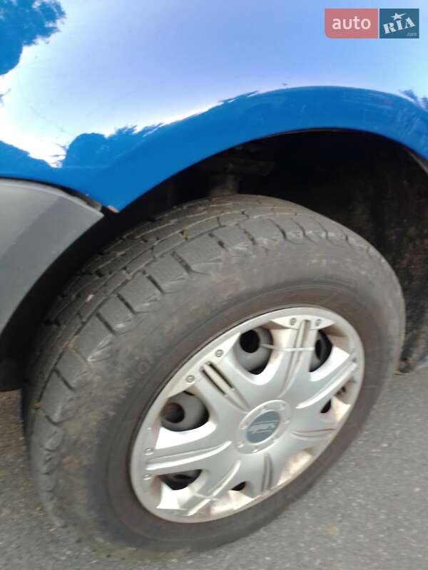 Мінівен Volkswagen Caddy 2007 в Овручі