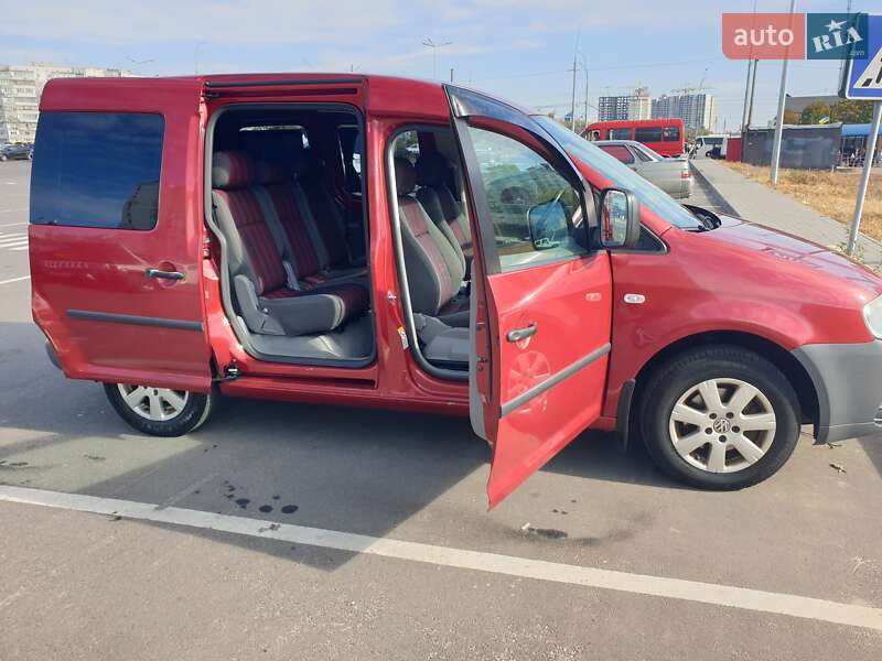 Мінівен Volkswagen Caddy 2006 в Києві