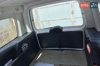 Минивэн Volkswagen Caddy 2014 в 