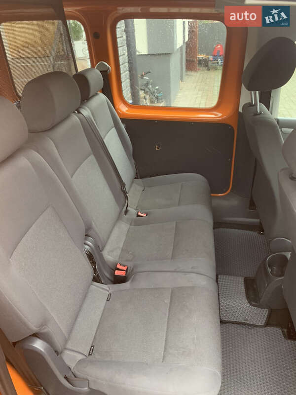 Мінівен Volkswagen Caddy 2015 в Сокалі