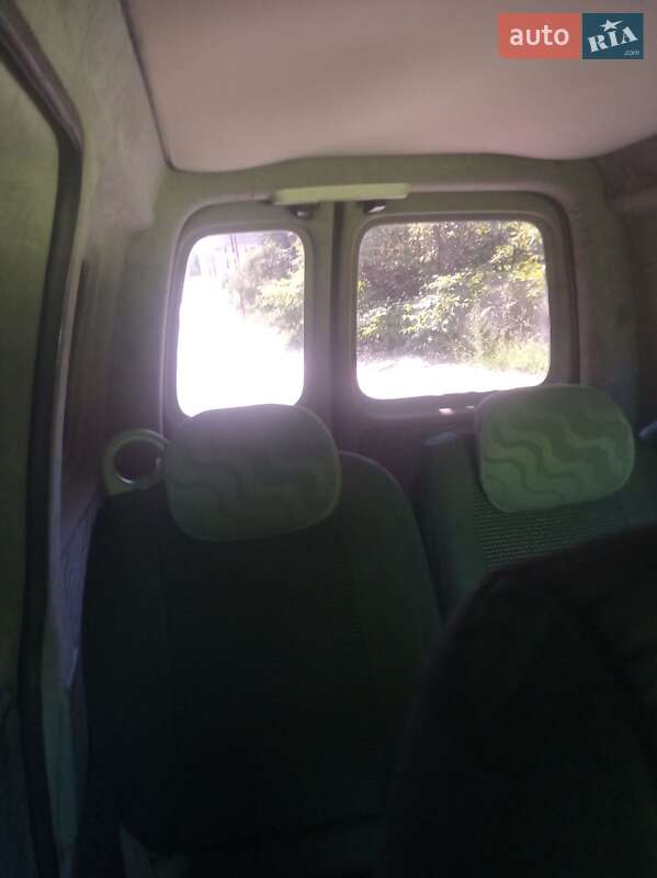 Мінівен Volkswagen Caddy 2007 в Чернівцях