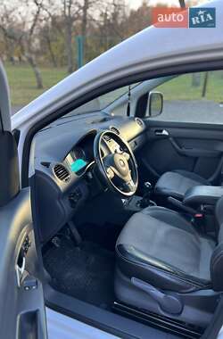 Минивэн Volkswagen Caddy 2013 в Павлограде