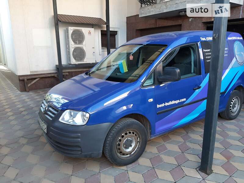 Минивэн Volkswagen Caddy 2010 в Киеве