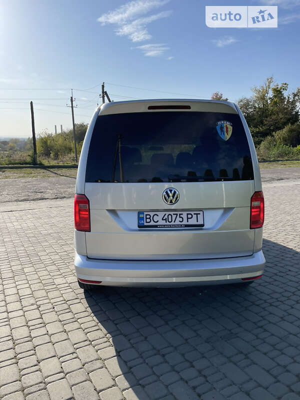 Мінівен Volkswagen Caddy 2015 в Львові
